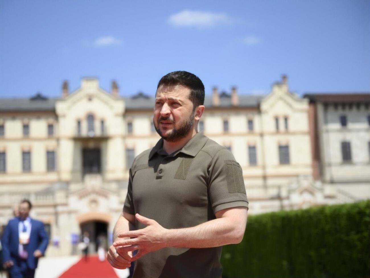 Люди втратили можливість потрапити в бомбосховище в Києві й, на жаль, загинули, зазначив Зеленський