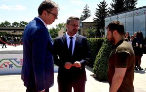 Вучич опублікував фото з Беттелем і Зеленським у Молдові