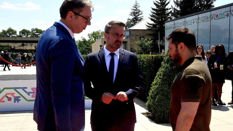 Вучич опубликовал фото с Беттелем и Зеленским в Молдове