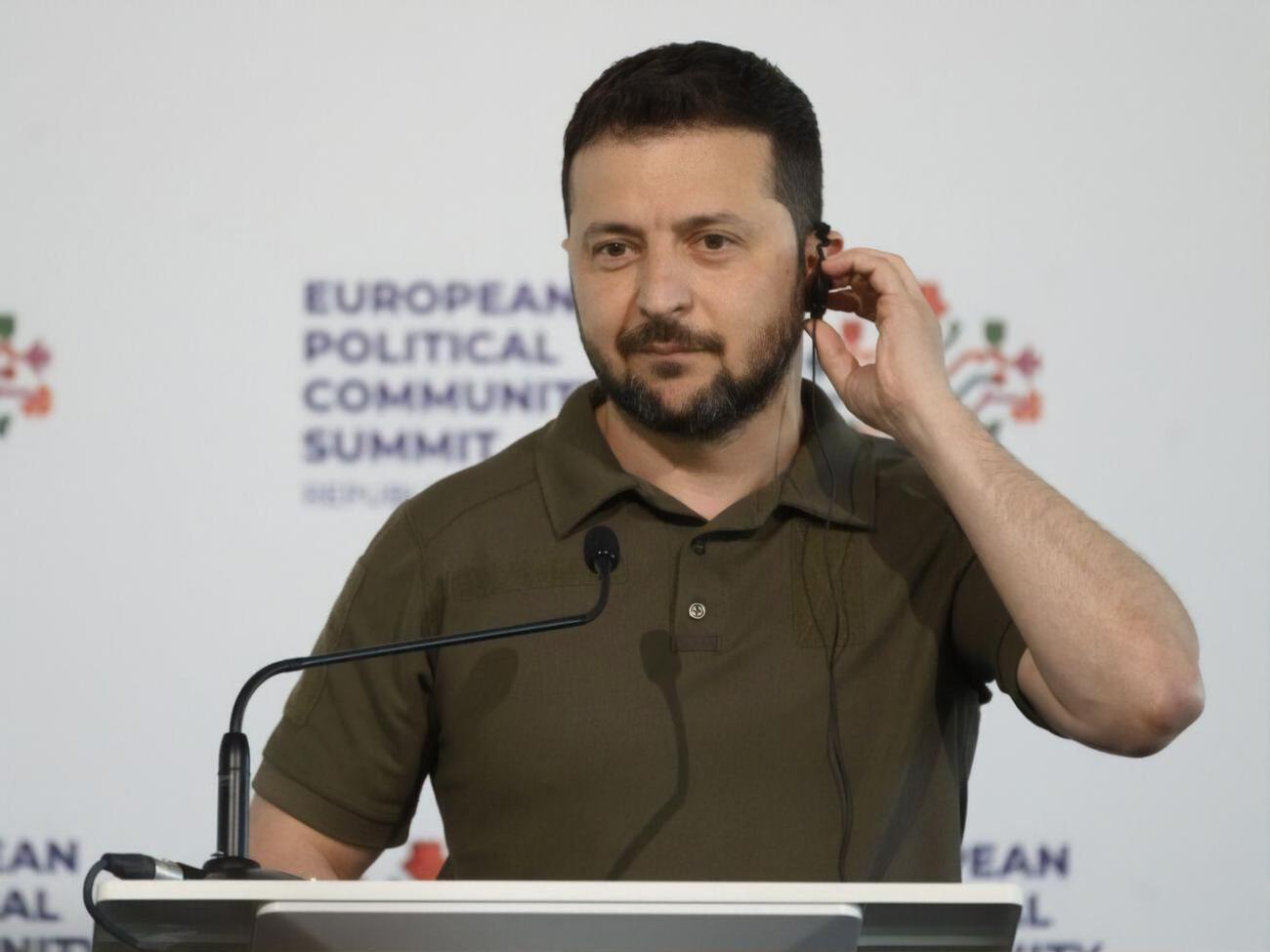 Зеленский:&nbsp;Я ездил через Приднестровье. При всем уважении, там не Швейцария. Поэтому я считаю, что они должны объединиться с их государством, с их историей &ndash; с Молдовой