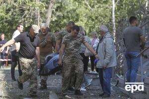 Унаслідок падіння уламків ракети у столиці загинуло троє людей, які не потрапили в укриття