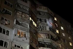 В Одесі уламки безпілотника влучили в житловий будинок, вибуховою хвилею пошкоджено ще кілька