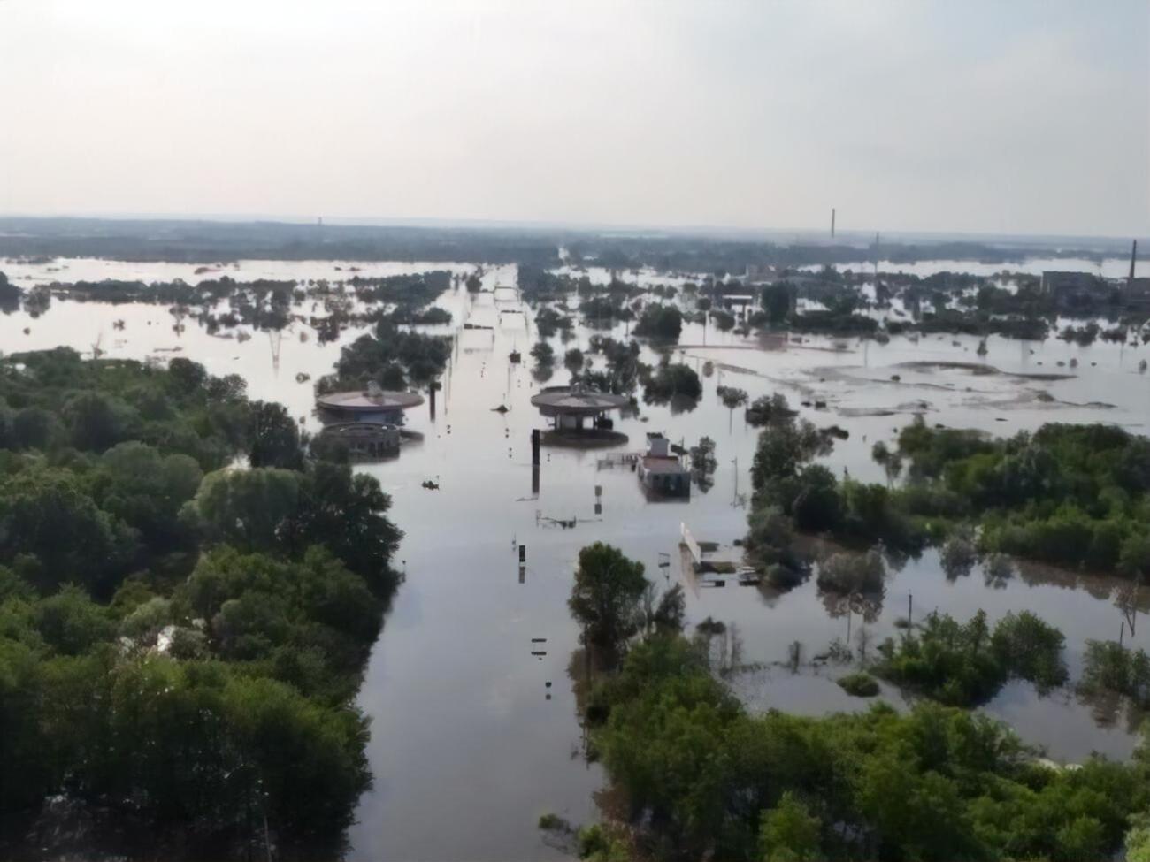 Окупанти використовують зі своєю метою наслідки техногенної катастрофи, яку самі скоїли, зазначили у Генштабі. На світлині &ndash; краєвид на окуповані Олешки в перші дні затоплення