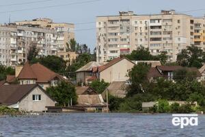 На правому березі затопленими залишаються понад 35 населених пунктів