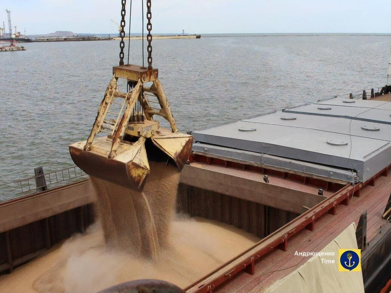 У квітні росіяни незаконно додали порти Маріуполь і Бердянськ до реєстру морських портів Росії