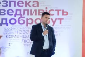 Россия будет делать все, чтобы вытолкнуть нас с позиции ключевого игрока на рынке агропродукции. Разрушение Каховской ГЭС в этом смысле для нее – долгосрочная инвестиция