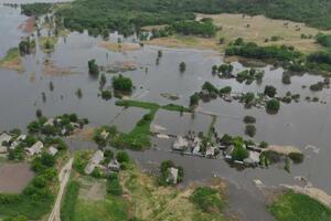 У воді залишається 3784 будинки, повідомив Прокудін