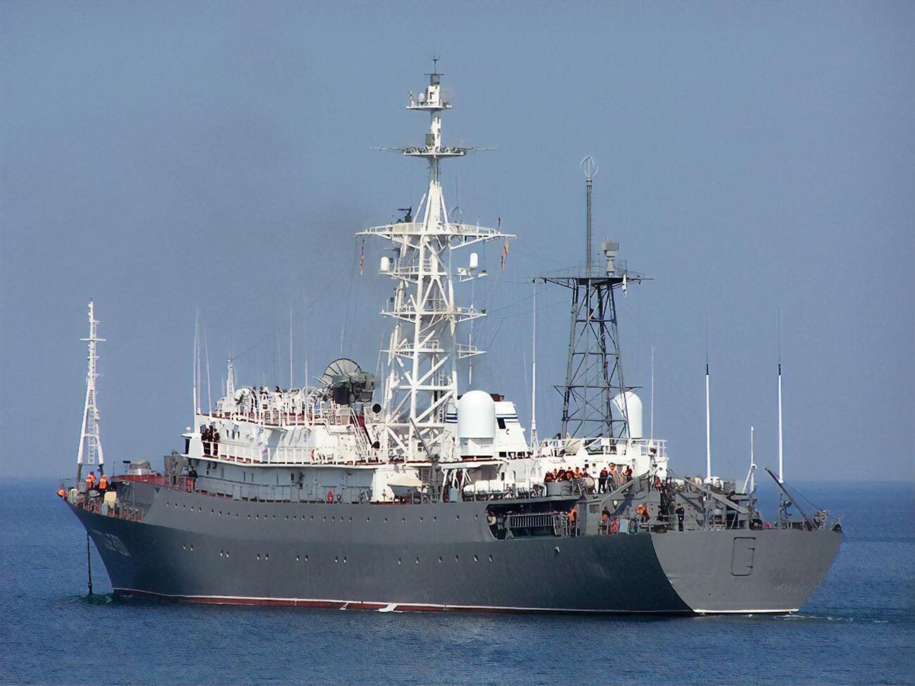 Атака на корабль "Приазовье" произошла в юго-восточной части Черного моря, указали в минобороны РФ