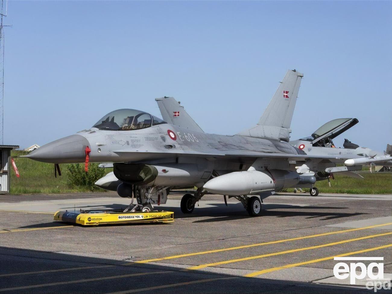 Игнат отметил, что Украина вряд ли получит F-16 в ближайшее время