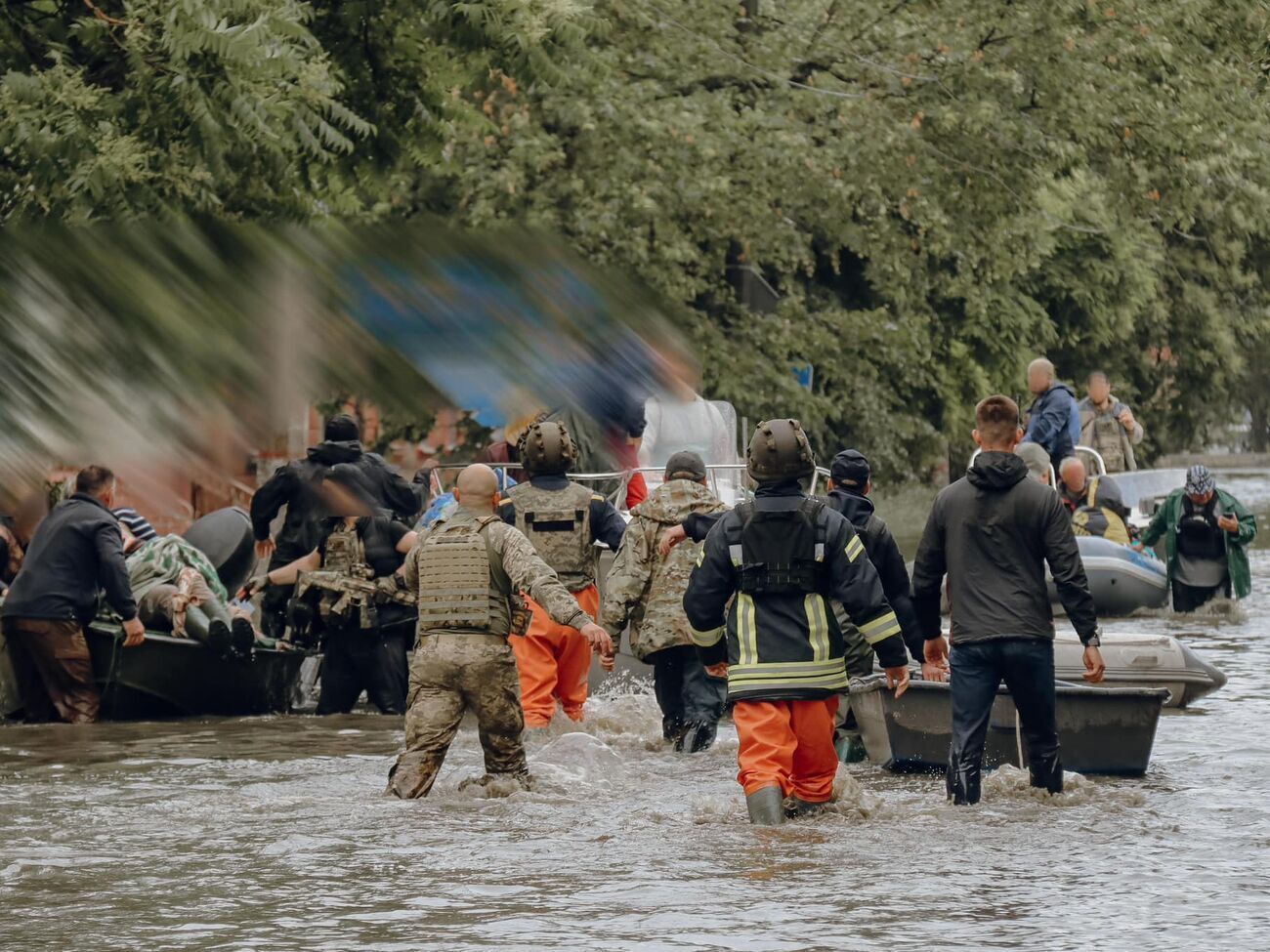 21 людина ледве вибралася зі смертельної водяної пастки на окупованому лівобережжі Херсонської області, зазначили у МВС України