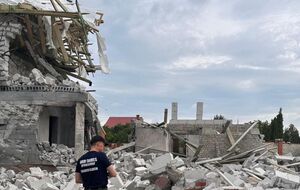 Унаслідок російського обстрілу Циркунів пошкоджено житлові будинки, автомобілі й господарські споруди, вказали в Харківській ОВА