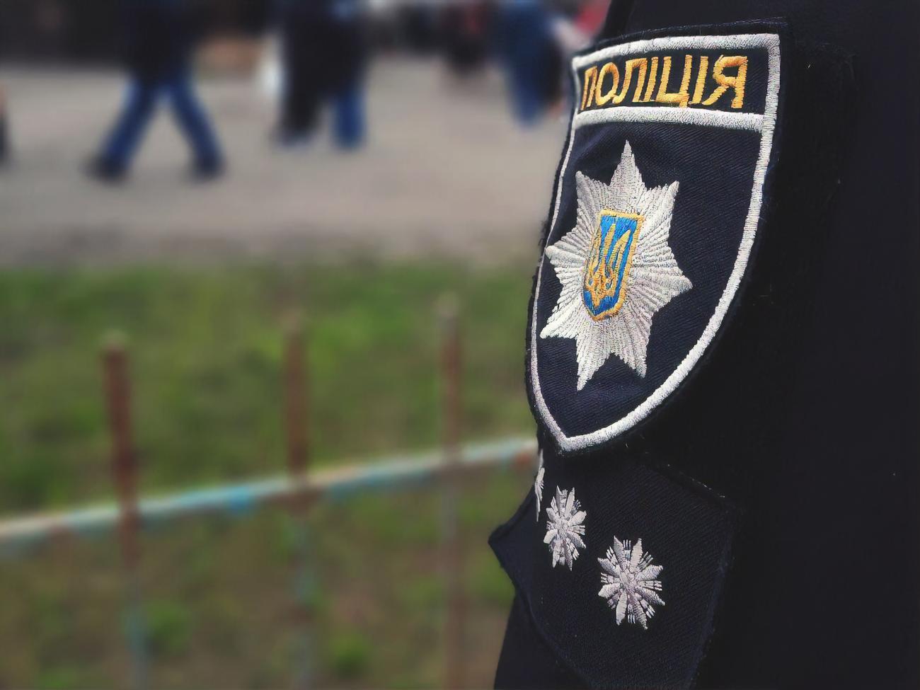 Патрульная полиция показала видео задержания человека, предлагавшего полицейским наркотики