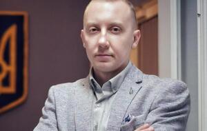 Ожидание контрнаступления и освобождения из плена – в чем-то идентичны. Но если бы вокруг была еще и среда псевдоэкспертов, сидеть было бы тяжелее в разы