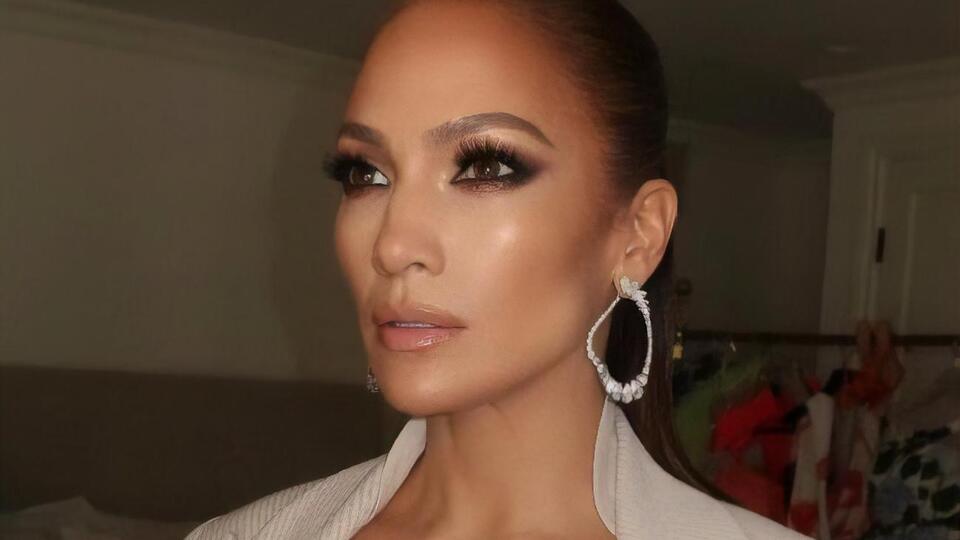 Лопес у липні виповниться 54 роки