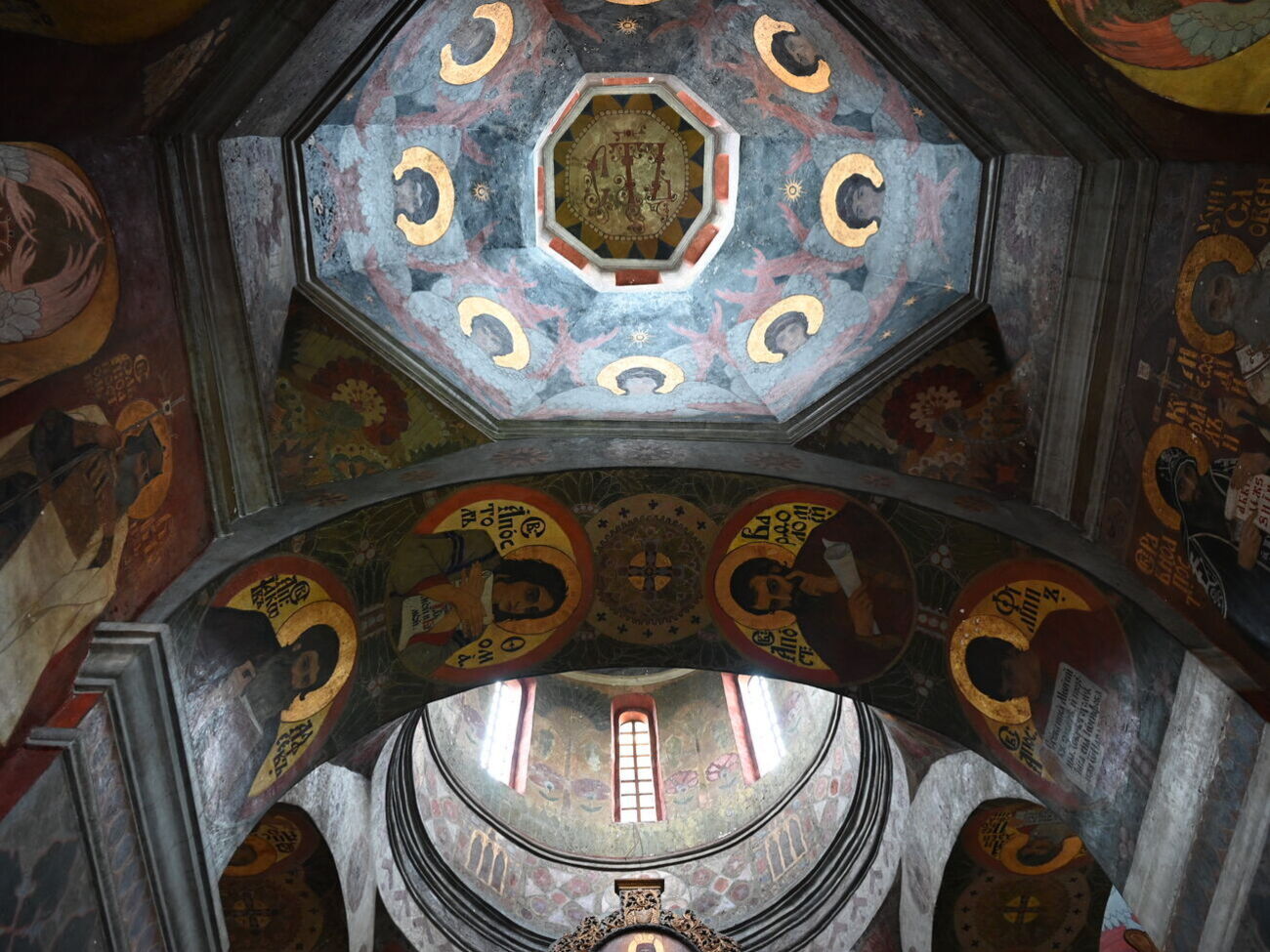 В Киево-Печерской лавре впервые помолились за упокой Мазепы. Фоторепортаж