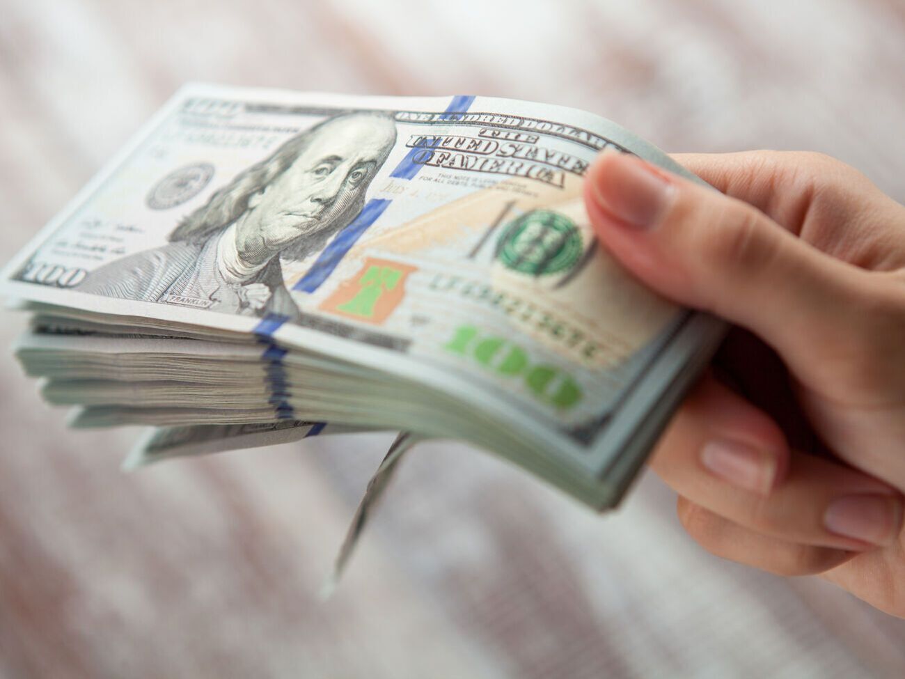 Прибуток іноземних компаній, які працювали у РФ 2022 року, впав із $16,8 млрд до $14,1 млрд