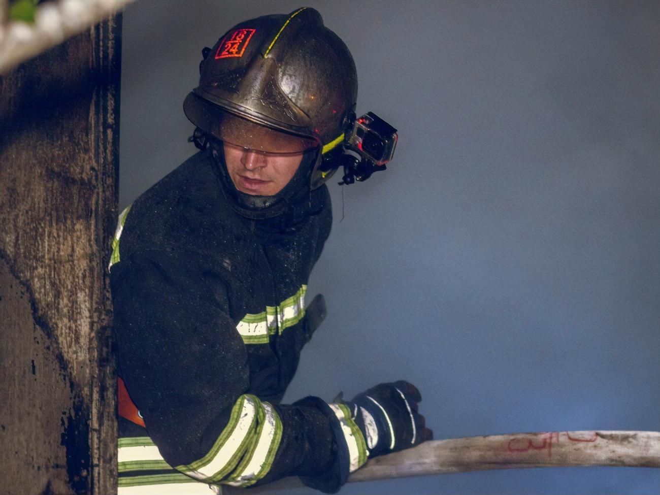 По словам городского головы, на местах прилетов работают экстренные службы