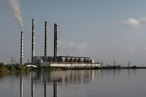 Атака окупантів пошкодила будівлю Криворізької ТЕС, повідомили в міністерстві