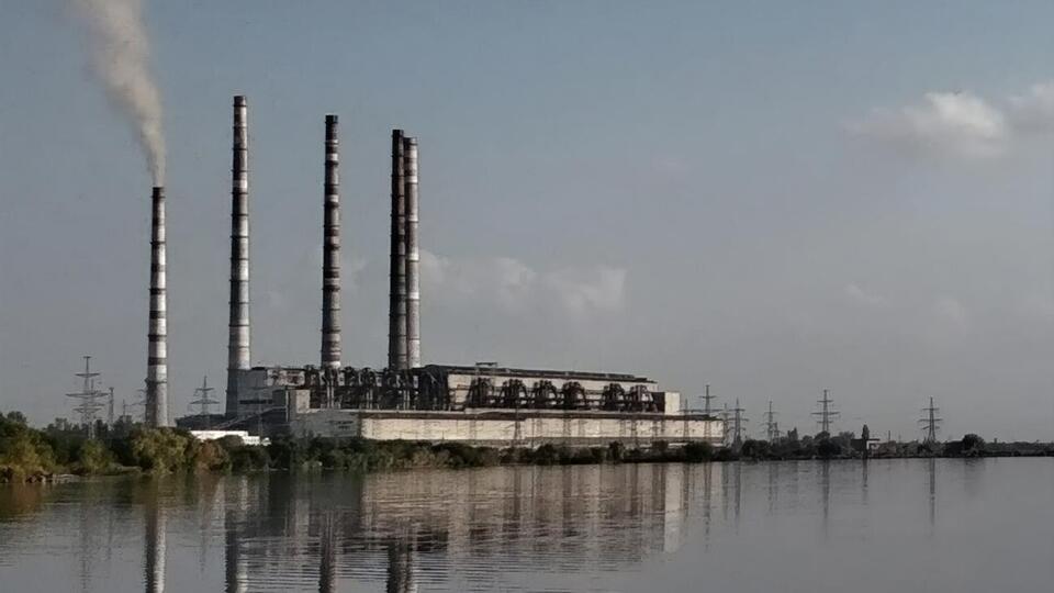Атака оккупантов повредила здание Криворожской ТЭС, сообщили в министерстве