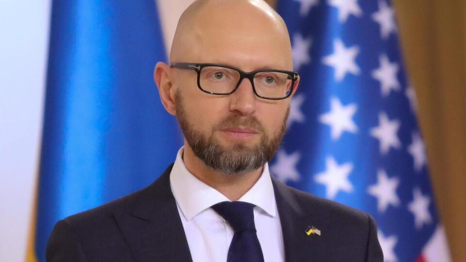 Яценюк: Путін на жоден міліметр не відступив від мети