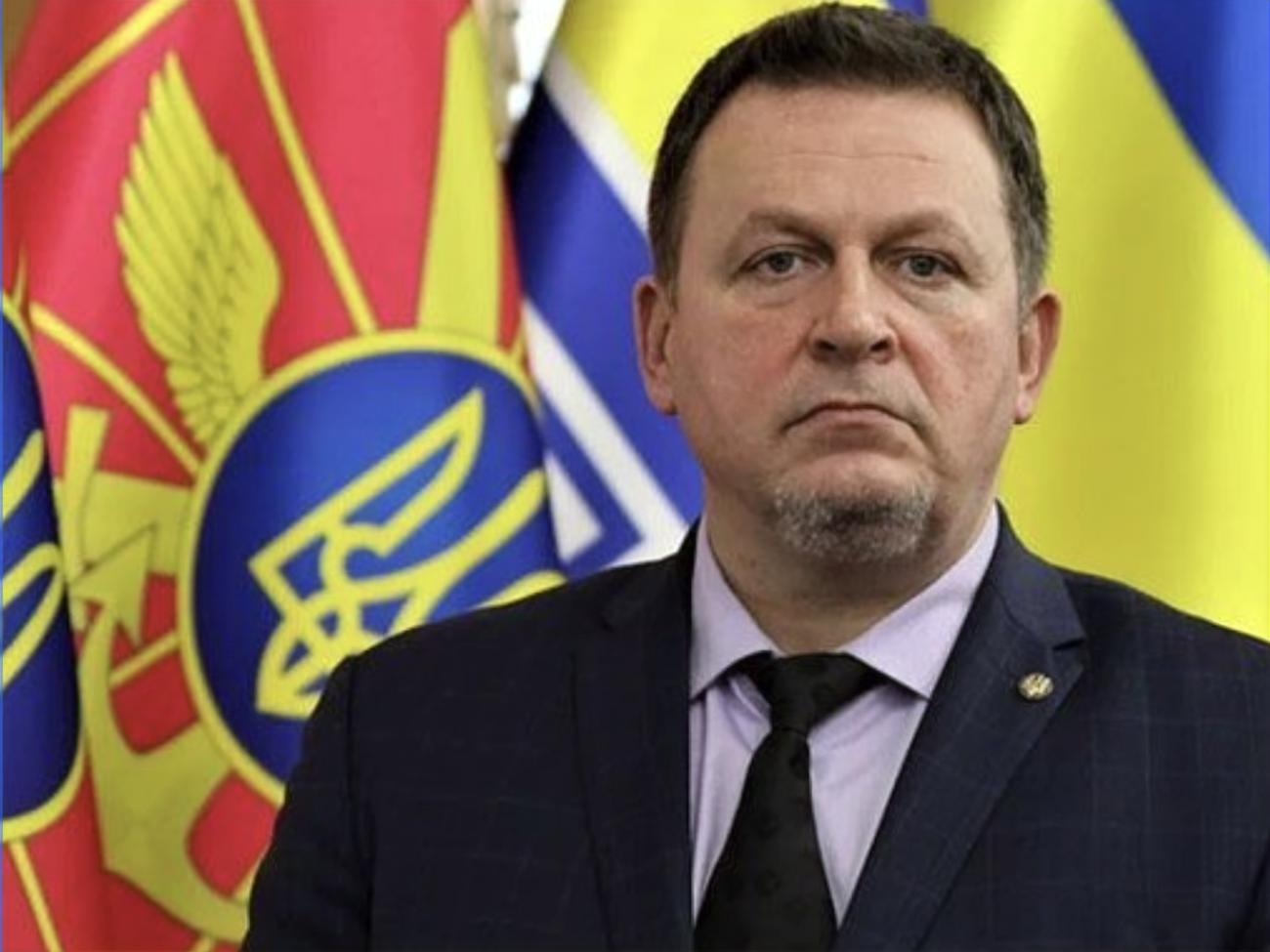 Шаповалов напомнил, что договоры, на которых базируется дело против него, подписывал не он лично, а департамент закупок Министерства обороны