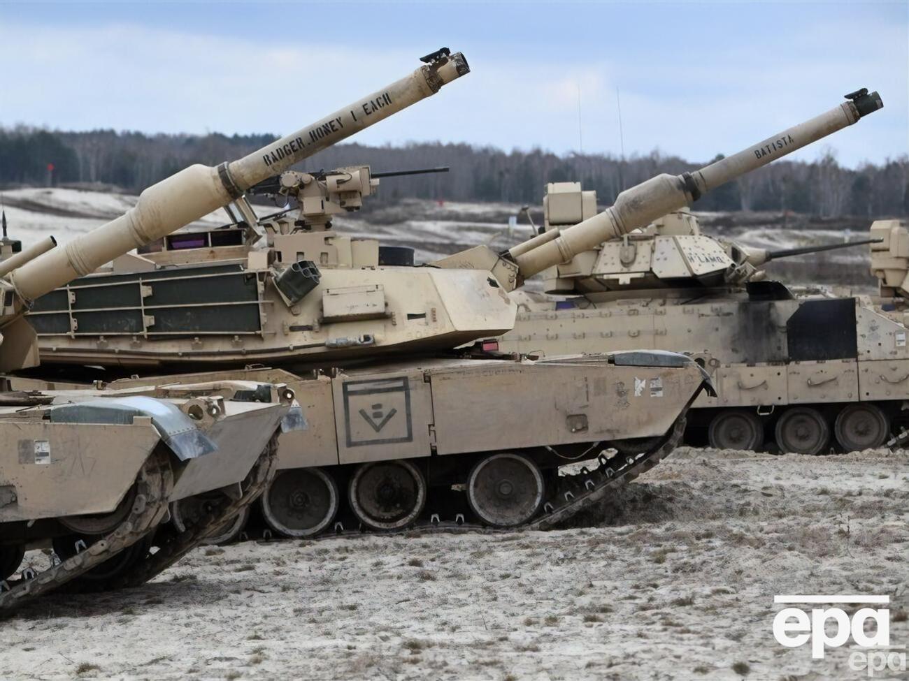 Пентагон закликав передати Україні танки Abrams, озброєні снарядами зі збідненим ураном, написала WSJ