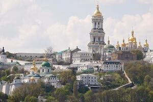 Договір з УПЦ МП про безоплатне користування Лаврою заповідник розірвав у березні