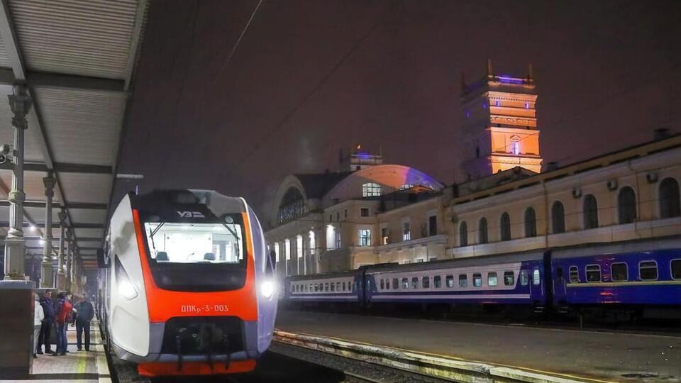 В "Укрзалізниці" розкрили корупційну схему