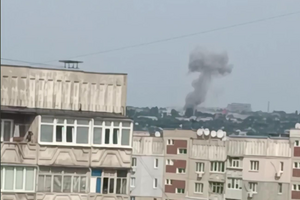 Один из взрывов в Луганске попал на видео