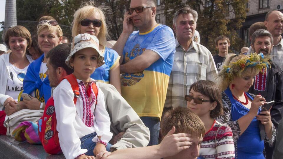 Більшість українців, які взяли участь в опитуванні, не бачать утисків російської мови