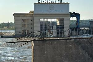 Фейгин уверен, что российская верхушка не озабочена проблемами с водоснабжением Крыма, возникшими после подрыва оккупантами Каховской ГЭС