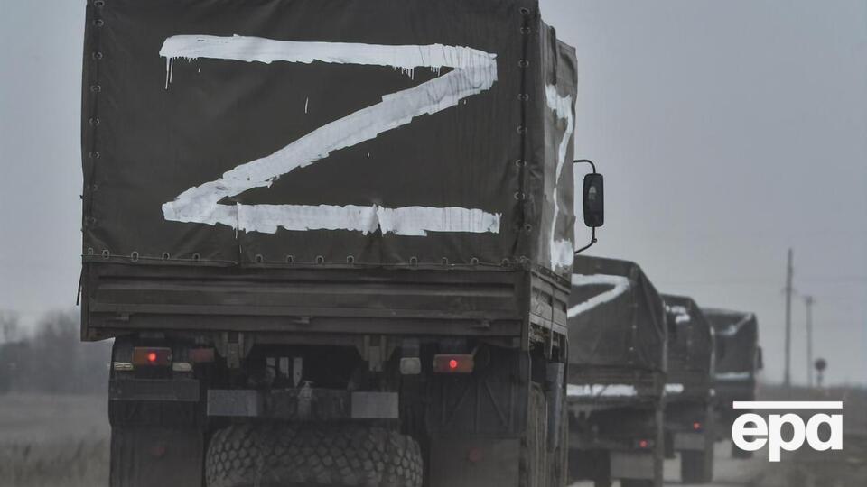 Окупанти використовують для вивезення награбованого вантажний військовий транспорт, зазначили в Генштабі