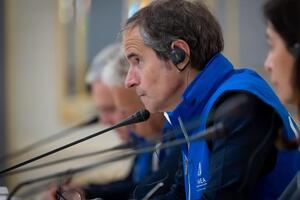 За даними ЗМІ, Гроссі відкладає поїздку на Запорізьку АЕС