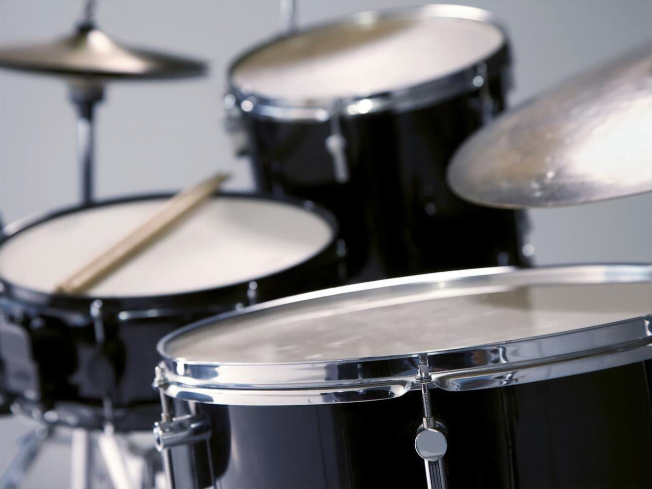 Один из районов Киева заказал барабаны для бомбоубежищ