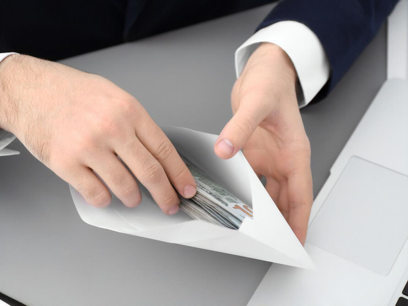 Украинцы считают коррупцию одной из основных проблем в стране