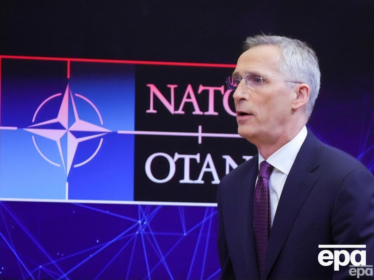 Сьогодні представники країн НАТО вирішуватимуть, "як зберегти й посилити підтримку України", заявив Столтенберг