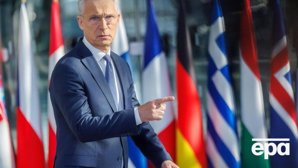 Столтенберг: Ми уважно стежимо за тим, що робить Росія