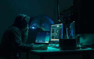 Хакеры намекнули, что причиной атак стали планы Нидерландов закупить для Украины танки Leopard