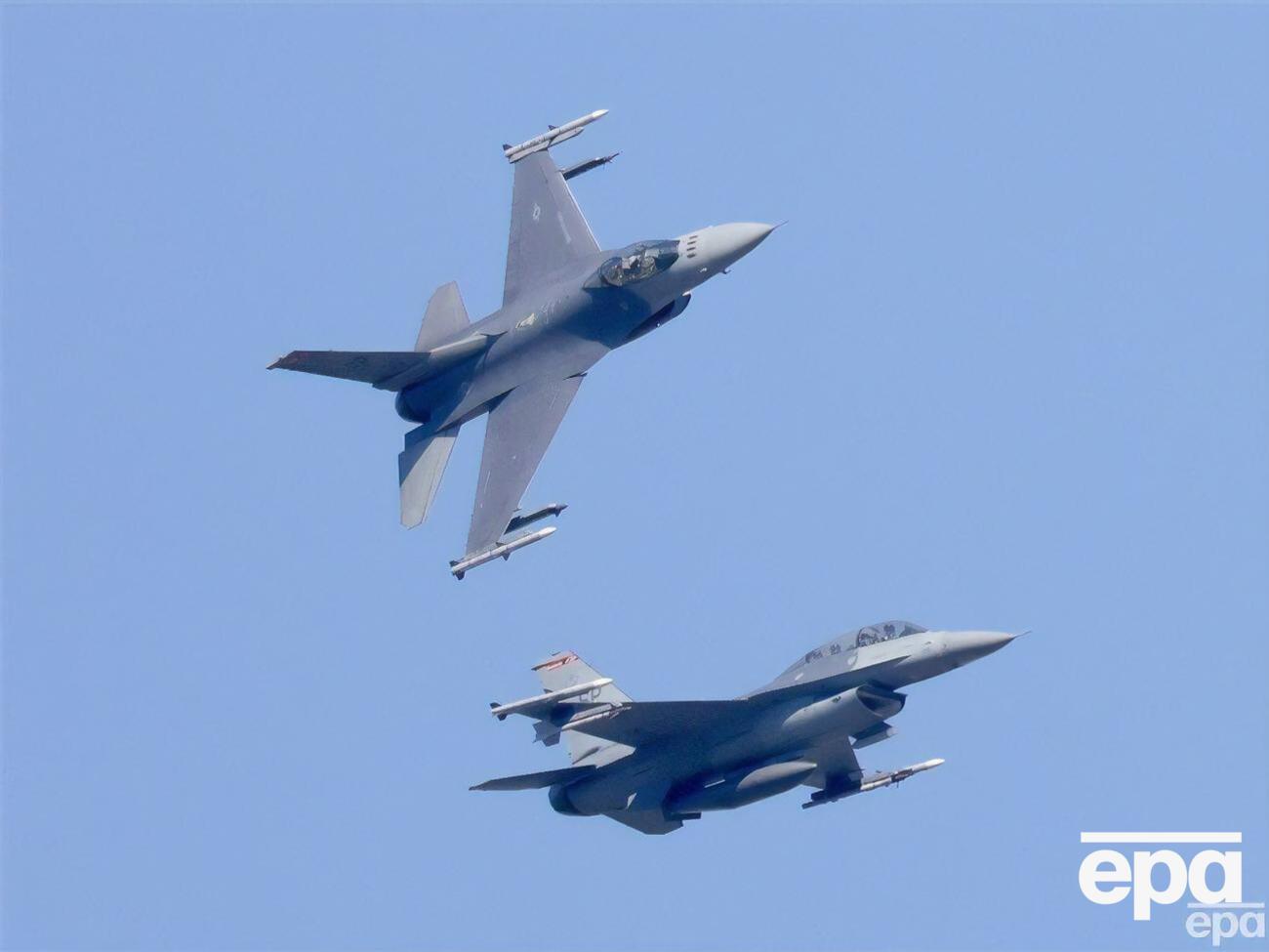 Данія, Нідерланди і США готуються розпочати тренування українських пілотів