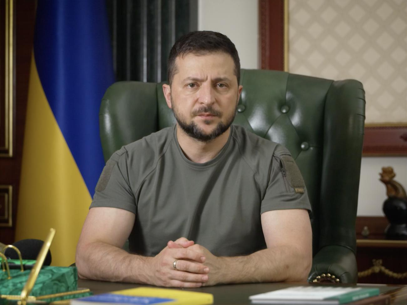 Зеленский: Наши войска на передовой встречают очень жесткое сопротивление [РФ]