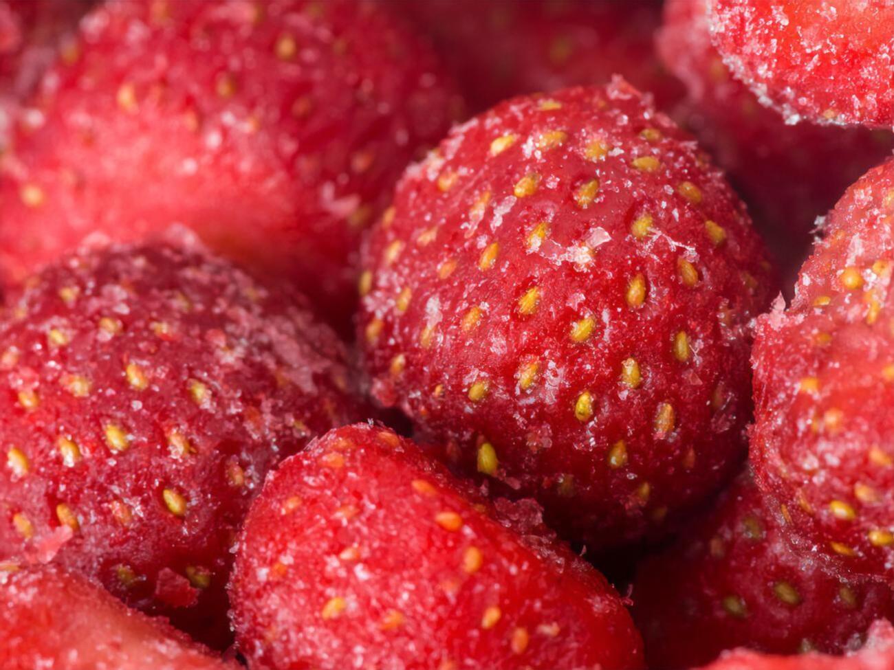 Заморожену полуницю можна зберігати рік