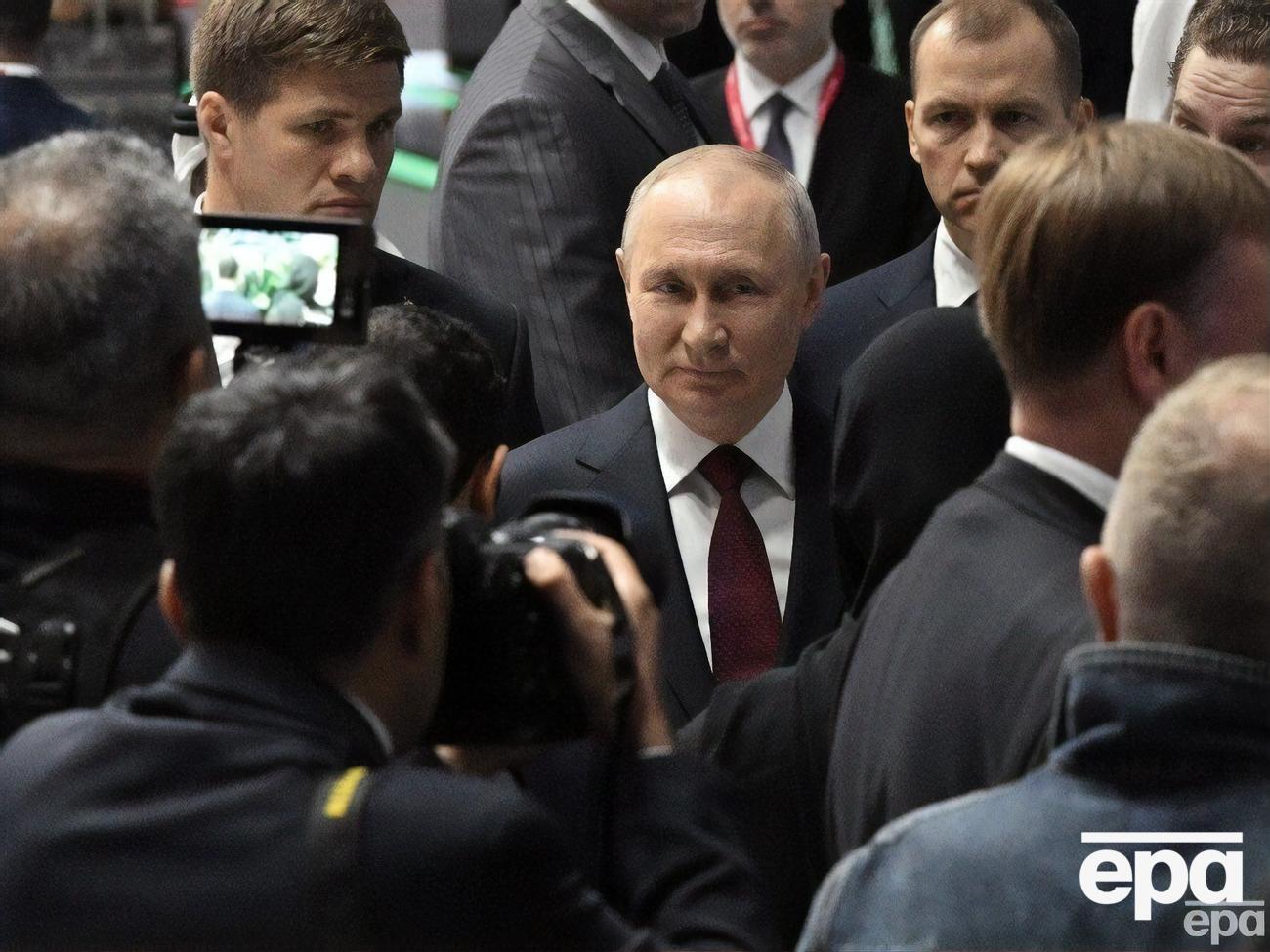 Президент РФ виступив на економічному форумі в Санкт-Петербурзі