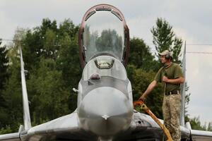 Авиация ВС ВСУ атаковала 14 мест скопления живой силы российских оккупантов за сутки