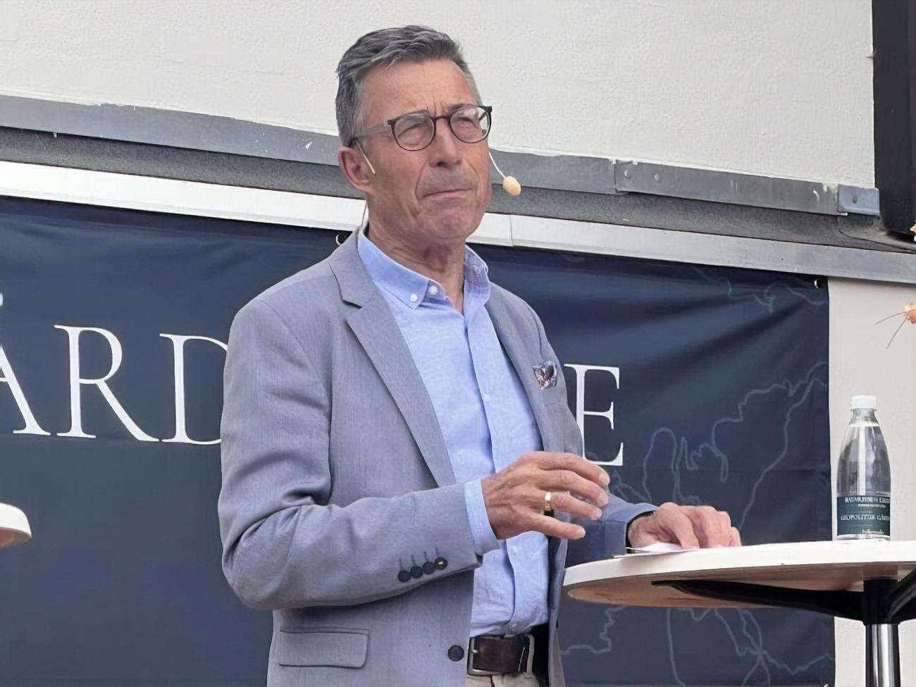 Україну потрібно запросити в НАТО на саміті у Вільнюсі. Не даючи членства, поки триває війна, ви стимулюєте Путіна продовжувати її нескінченно