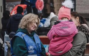 УВКБ продолжает выплаты финансовой помощи украинцам