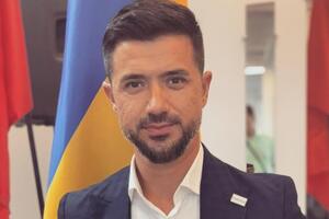 Після широкомасштабного вторгнення країни-агресора РФ Налчаджиоглу живе і працює в Україні