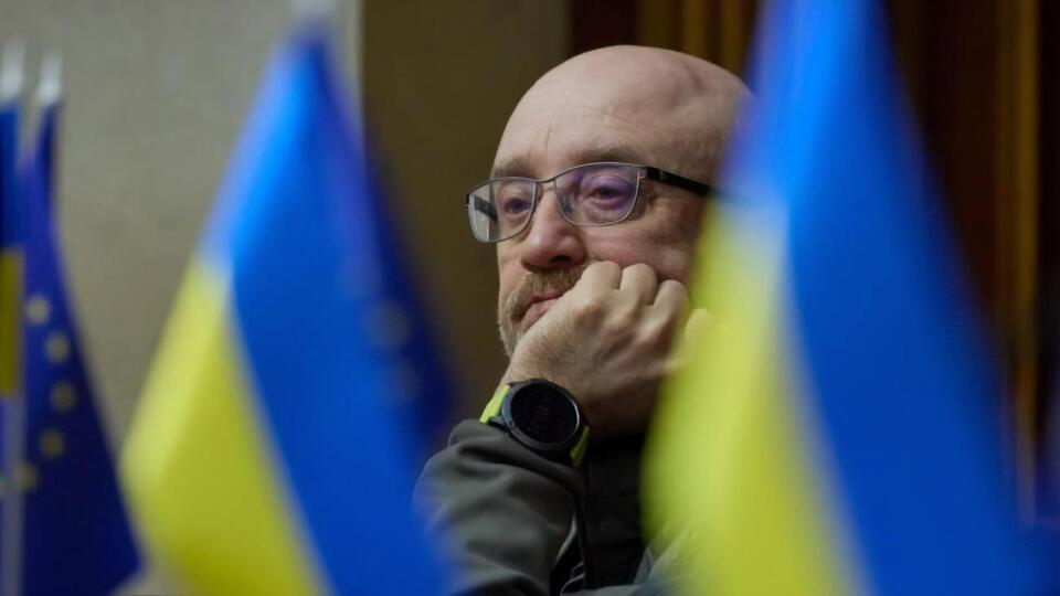 Резников отметил, что обещал жене сыграть свадьбу в Крыму