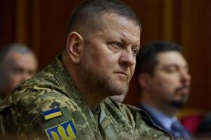 Противник намагається не допустити просування українських підрозділів, зазначив Залужний