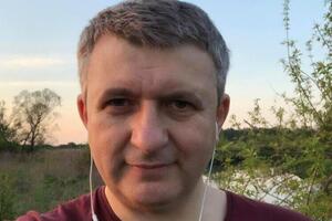 Надо помогать ополченцам освободить Беларусь от деспотии картофельного куколда Путина, пока Путин окончательно не аннексировал Беларусь вместе с подыхающим Лукой