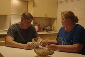 Главную роль в сериале сыграла украинская актриса Олеся Жураковская. Сюжет основан на реальных событиях